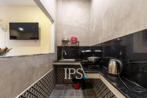 6 Unit Apartment Building For Sale - Svay Dangkum, Siem Reap