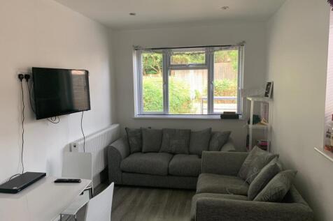 5-bed house on Dawlish Road - 5 bed, Selly Oak, West Midlands, B29, £2,824/mo