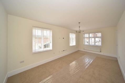 Devis Way, Knutsford photo 4