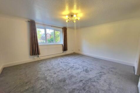 69 Heaton Moor Road, Heaton Moor, Stockport, Cheshire, SK4 photo 4