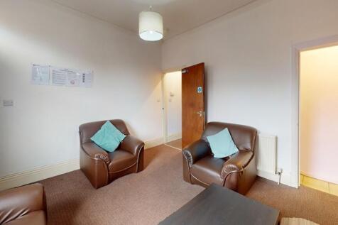 Thornville Crescent, Hyde Park, Leeds LS6 1JH photo 2