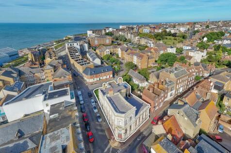 S2545_Margate_Media_Centre_aerials.jpg