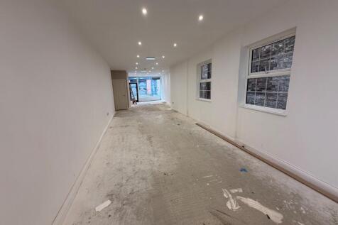 Retail Property (high street) to rent Image 3