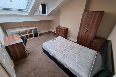 Flat 2, 4-6 Victoria Terrace photo 5