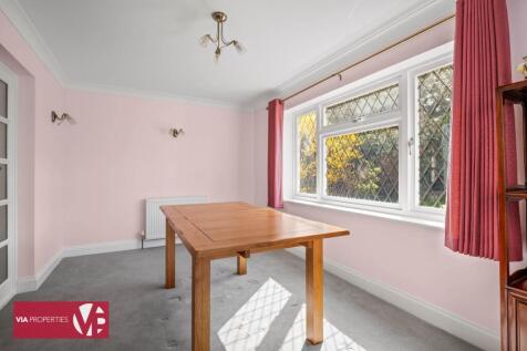 The Chimneys Middle Street Nazeing Waltham Abbey EN9 2LG via pro