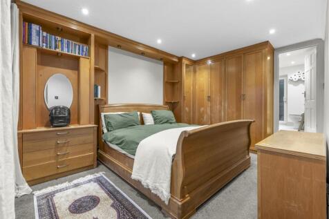 7 Guinions Rd, HP13 7NT-2.jpg