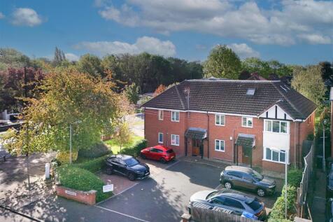 12 Brandon Court 3.jpg