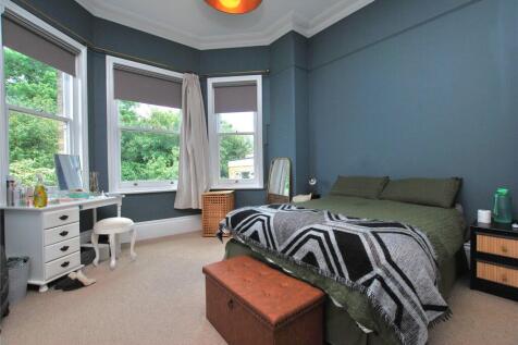 Clandon Road, Guildford, Surrey, GU1 photo 4