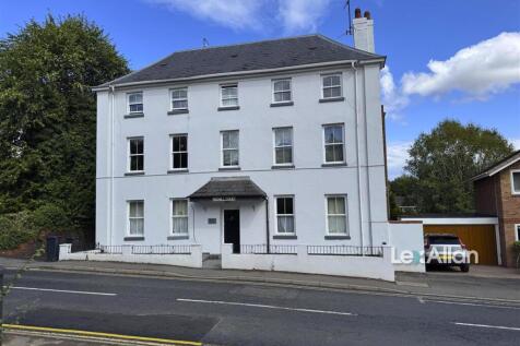 Redhill Court Oldswinford 2.jpg