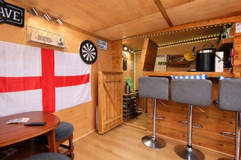 Bar/Office