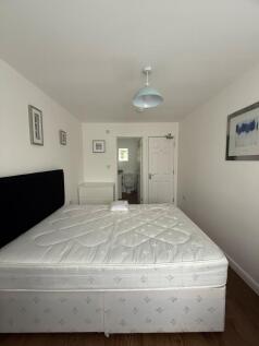 room 7 pic 2