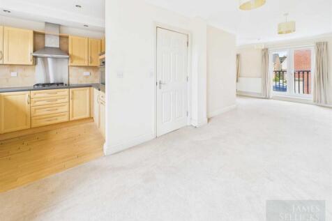 Open Plan Sitting/Dining Room to Kitchen