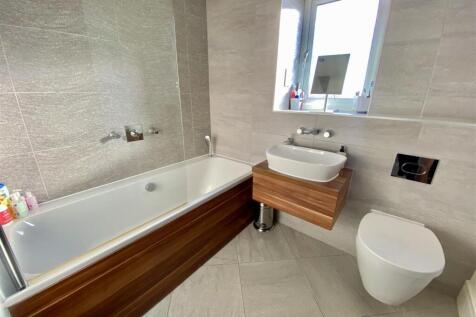 Bramleys Estate Agents - Moorcroft Close - Mirfiel