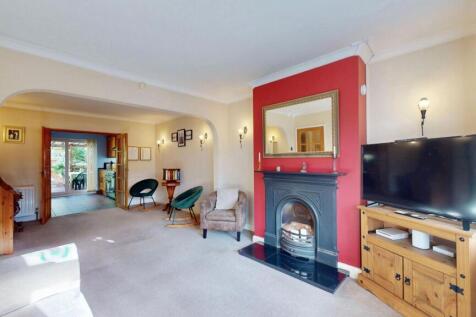 Through Lounge