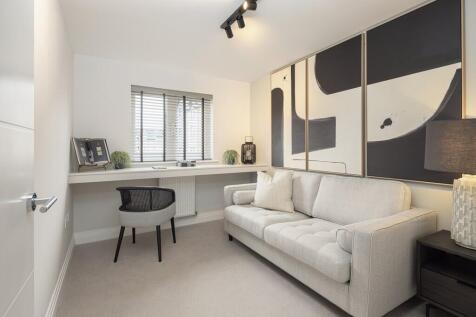 bedroom / study