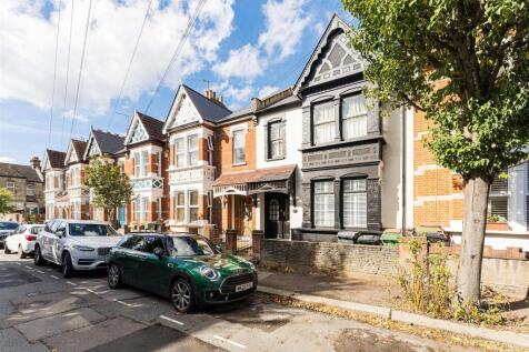 Vincent Road, E4