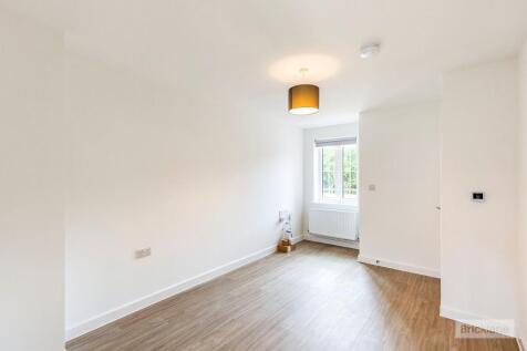 Blackcap Close, Rothwell, Northamponshire, NN14 6GF photo 3