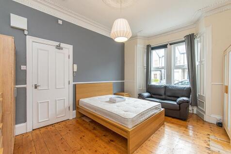 cardigan-terrace_bedroom-1.jpg