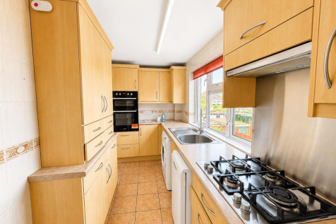 Fitted Kitchen