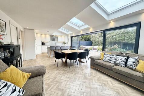Kitchen/Diner/Family Room