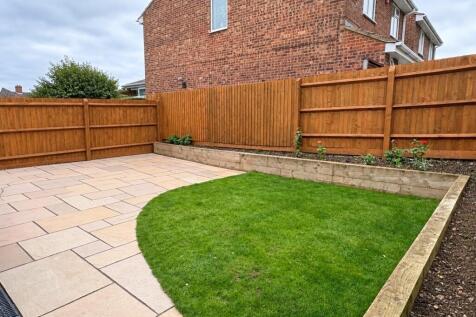 swan garden 2