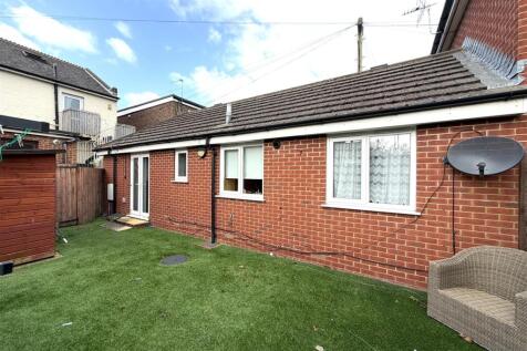 32a York Avenue