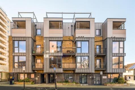 6 Stag House-1.jpg