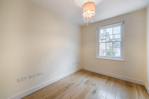 First Floor Singl...