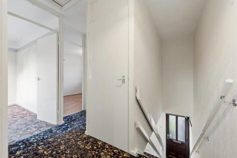 First floor landing.jpg