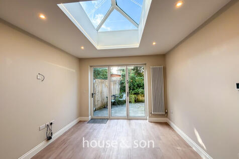 Glenmoor Road, Talbot Park photo 3