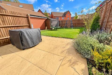 garden 2.jpg