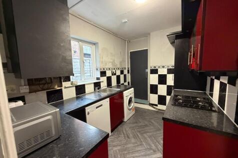 Room avaliable, Dudley Road, Winson Green, Birmingham  photo 3