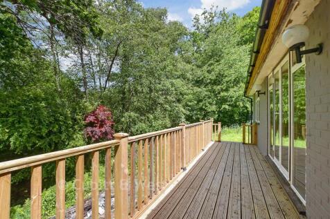 Patio / Decking