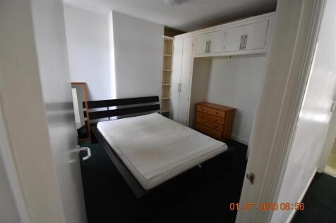 Alllensbank Road, Heath photo 3