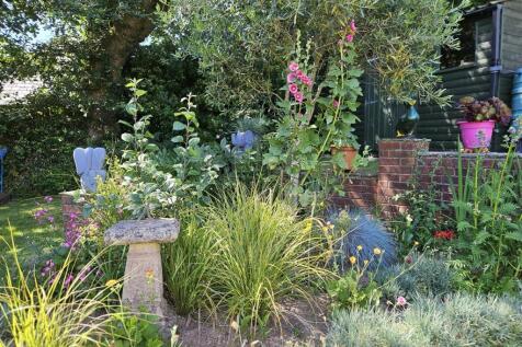 Gardens (2).jpg