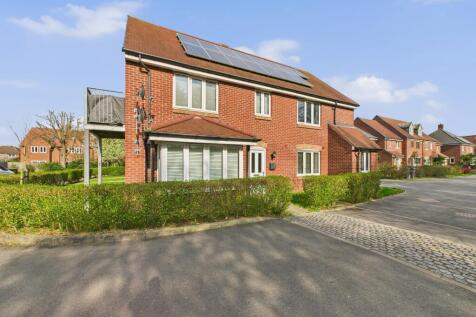 CAM02909G0-PR0377-STILL010