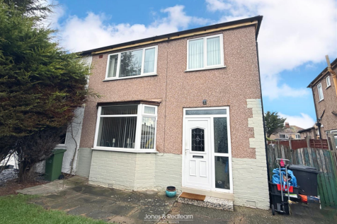 Rhyl, LL18 - property photo