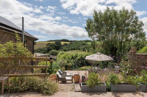 Rear Patio Garden, Paddlelake Barn, Bugford, Dartmouth