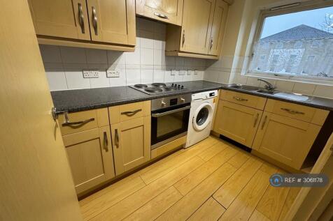 Kingfisher Heights, Grays, RM17 photo 3