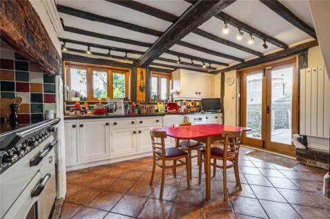 Kitchen/Breakfast Rm