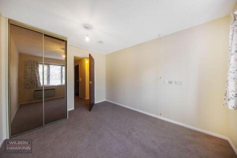 33 Betjeman Close - BJ06ONak9p02Hi6ItoRD.jpg