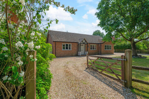 Reading, RG7 - property photo