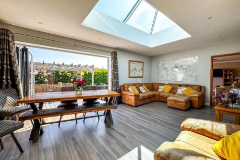 Kitchen/Diner/Living