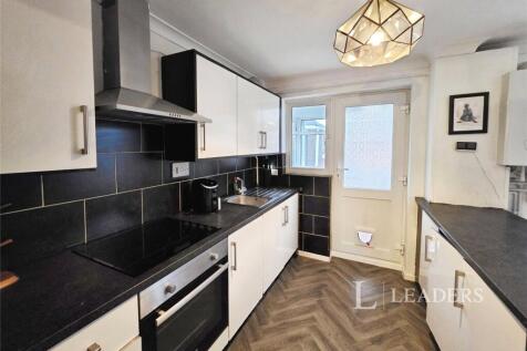 Keble Close, Stamford, Lincolnshire, PE9 photo 3