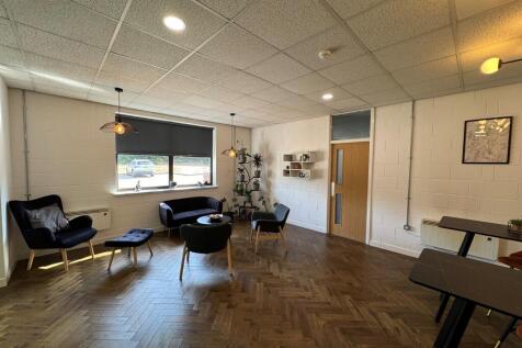 Serviced Office to rent Image 3