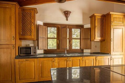 COM2507CH--kitchen-2