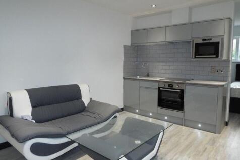 Side view living area 