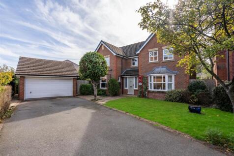 3 Nesfield Grove_23.jpg