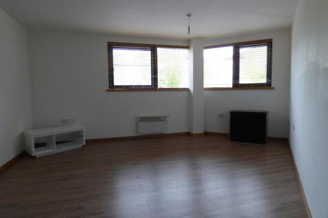 The Quadrant, Stonehill Green, Westlea photo 3