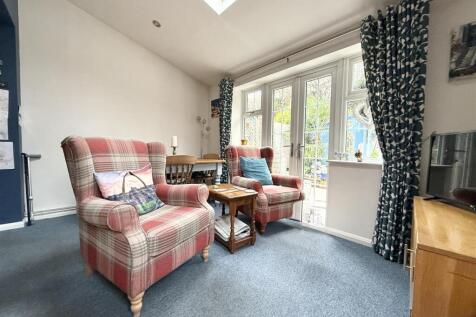 Family Living Kitchen